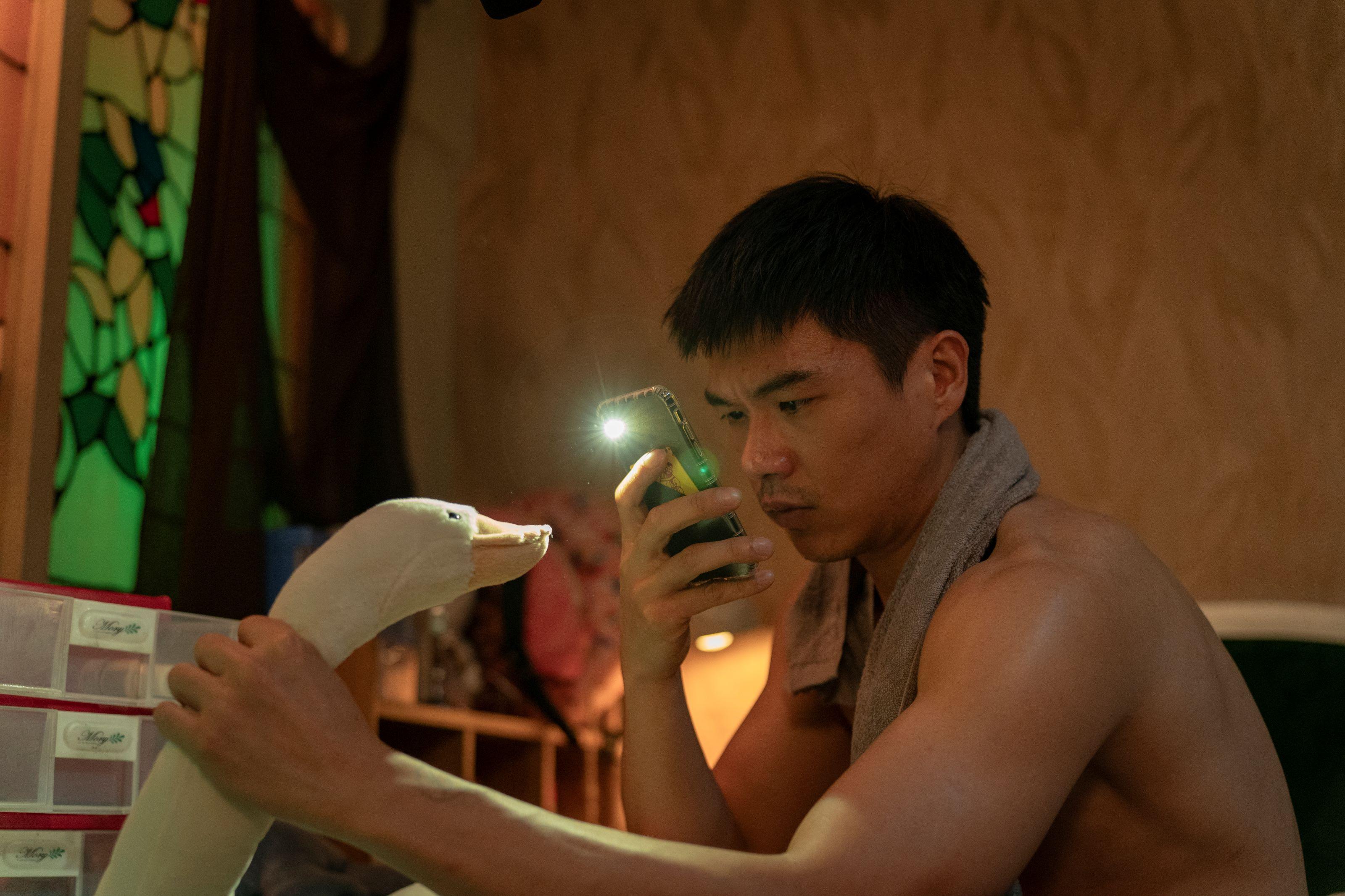 導演因為看過《濁水漂流》而邀柯煒林合作。