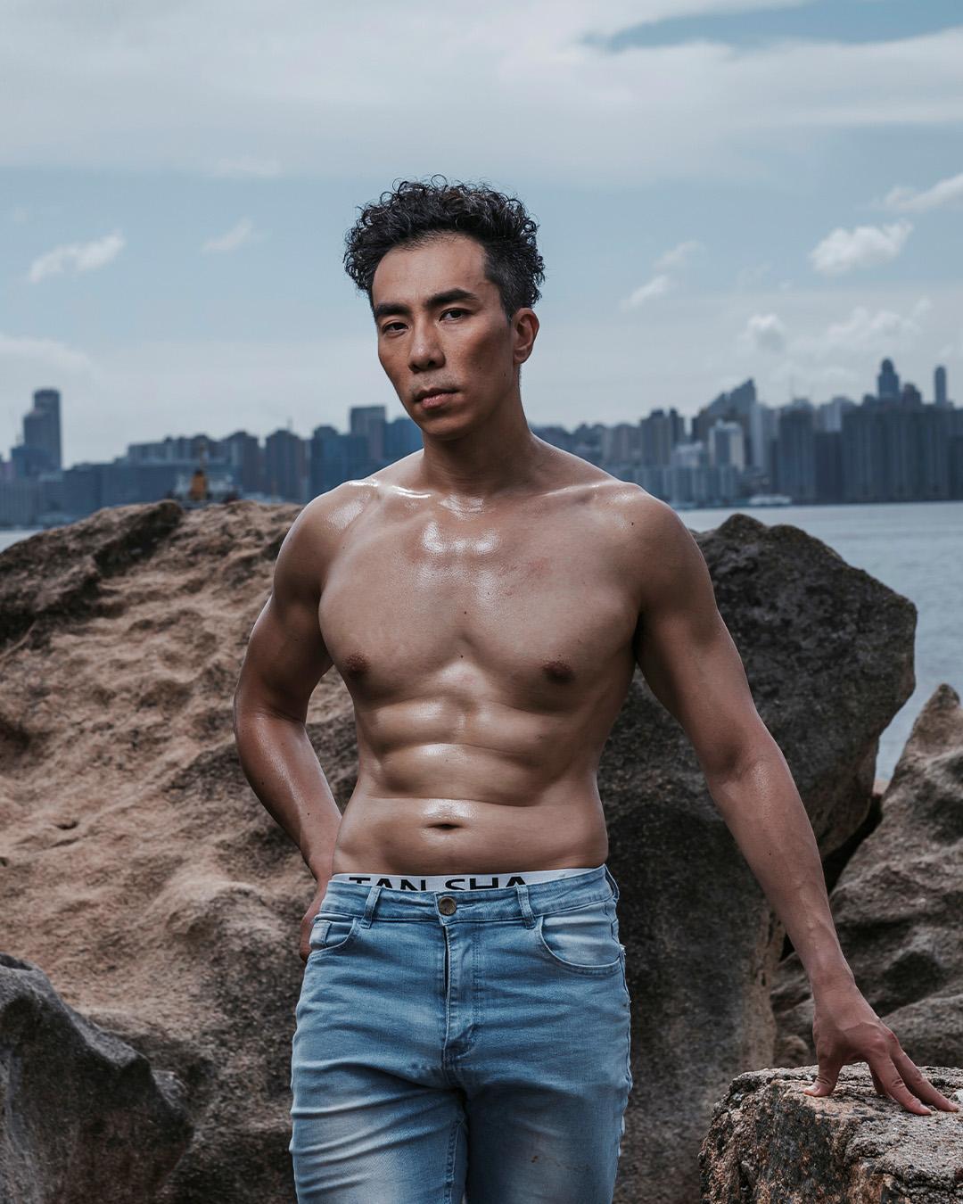 10號 李啟揚 (Vincent) 職業︰健身教練 三圍:43/32/41