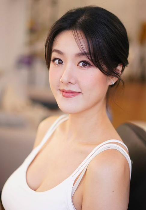 鍾溥敏不時喺IG大晒美好身材