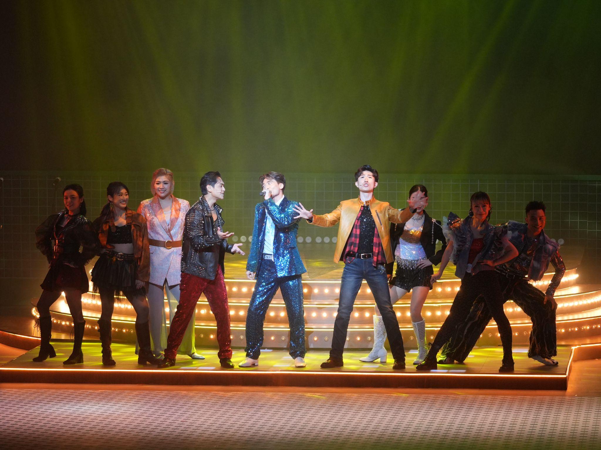 以張國榮為主題的音樂劇 《為你鍾情》於西九文化區戲曲中心大劇院正式公演。