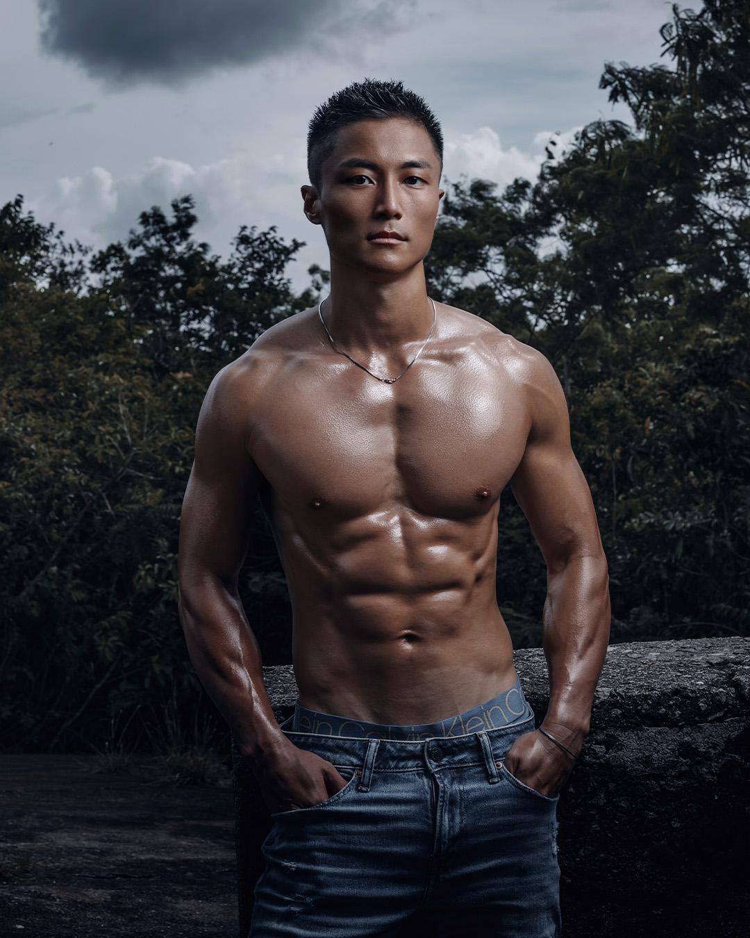 2號 關經翰 (Oswald) 職業︰投資銀行經理 三圍:41/30/37|我推的野男LIVE!野男入圍名單