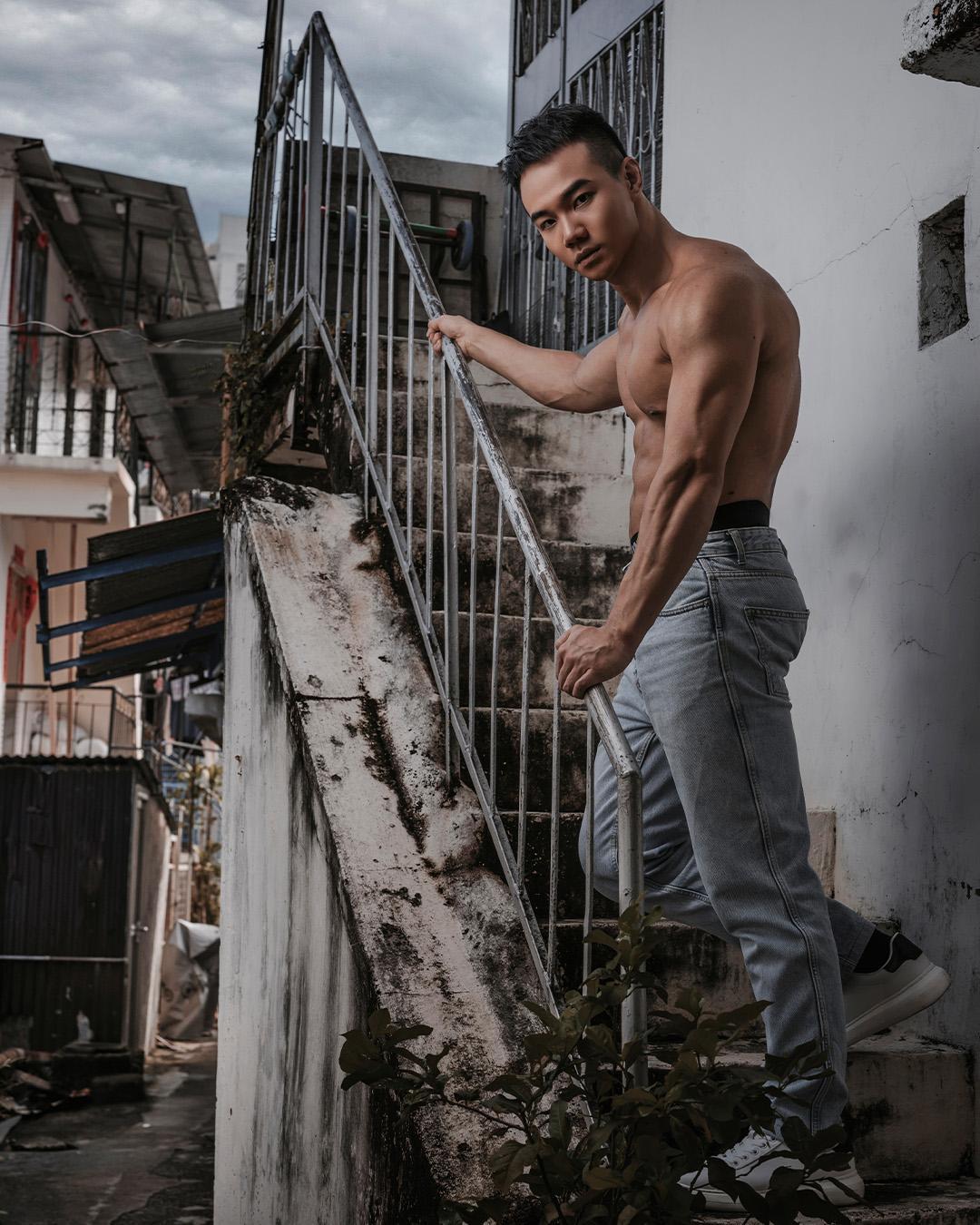 20號 凌志杰 (Irwin) 職業︰健身教練 三圍:43/32/38|我推的野男LIVE!野男入圍名單