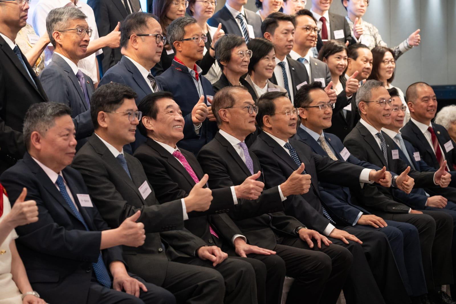 中國醫師節首度在港舉行慶祝大會。(陳奕釗攝)