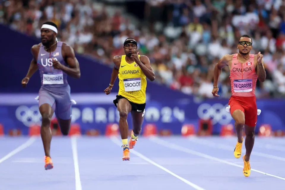 「海綿寶寶」驚現巴黎奧運?烏干達選手Tarsis Orogot穿搭搶眼意外成為焦點