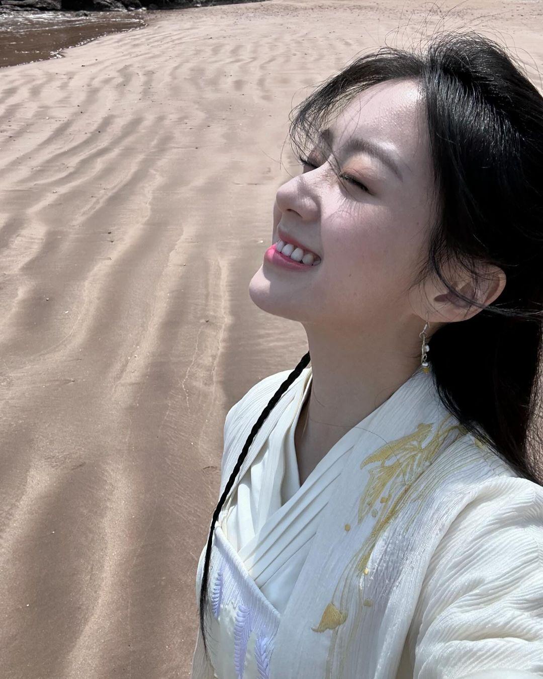 包上恩在《射鵰英雄傳之鐵血丹心》演黃蓉。(包上恩IG)