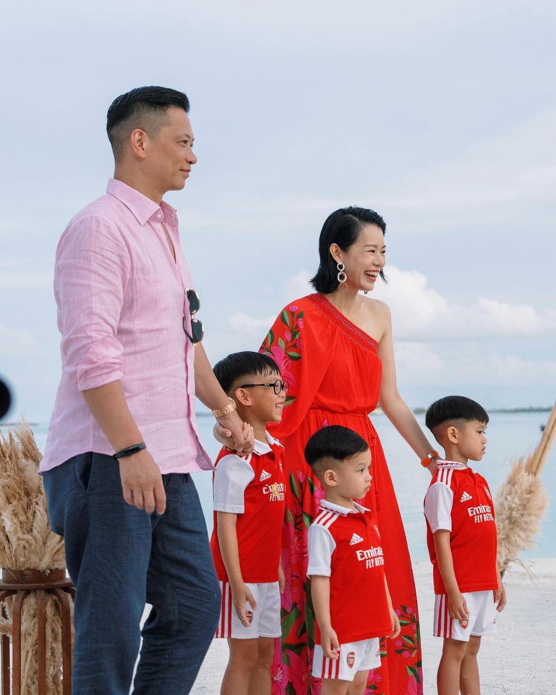 胡杏兒一家去馬爾代夫去旅行。