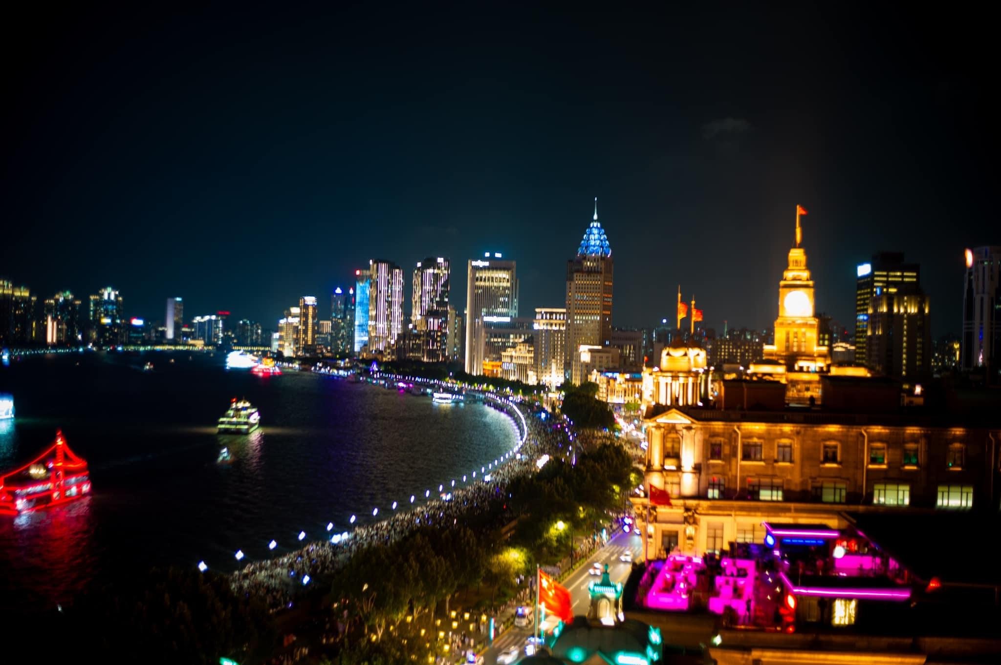 Ray Online|議員參觀《繁花》拍攝地和平飯店 梁美芬叫大家猜總統套房有多貴