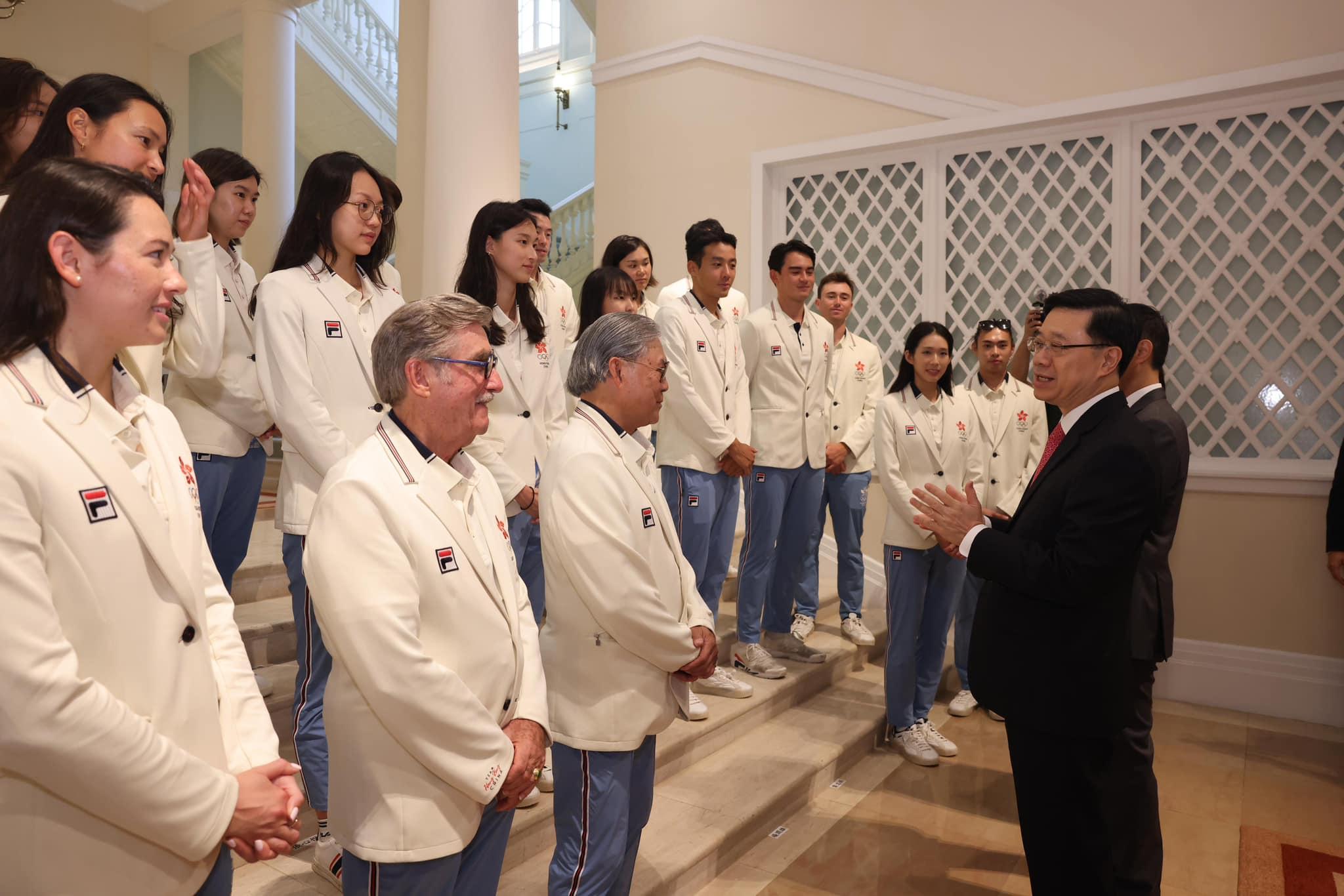 李家超在禮賓府宴請代表團。(李家超fb)