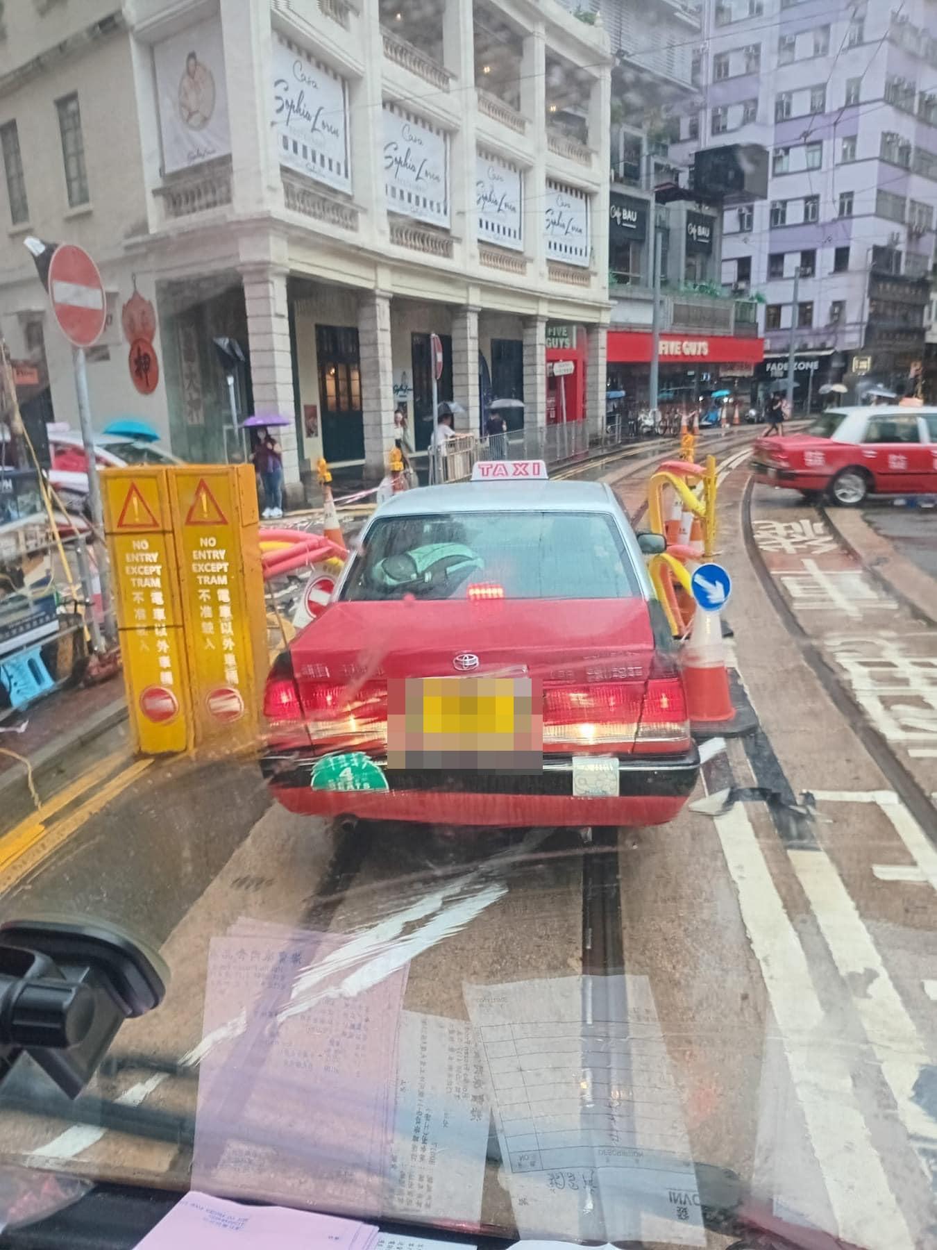 灣仔的士誤闖維修電車軌路段 車cam L(香港群組)FB
