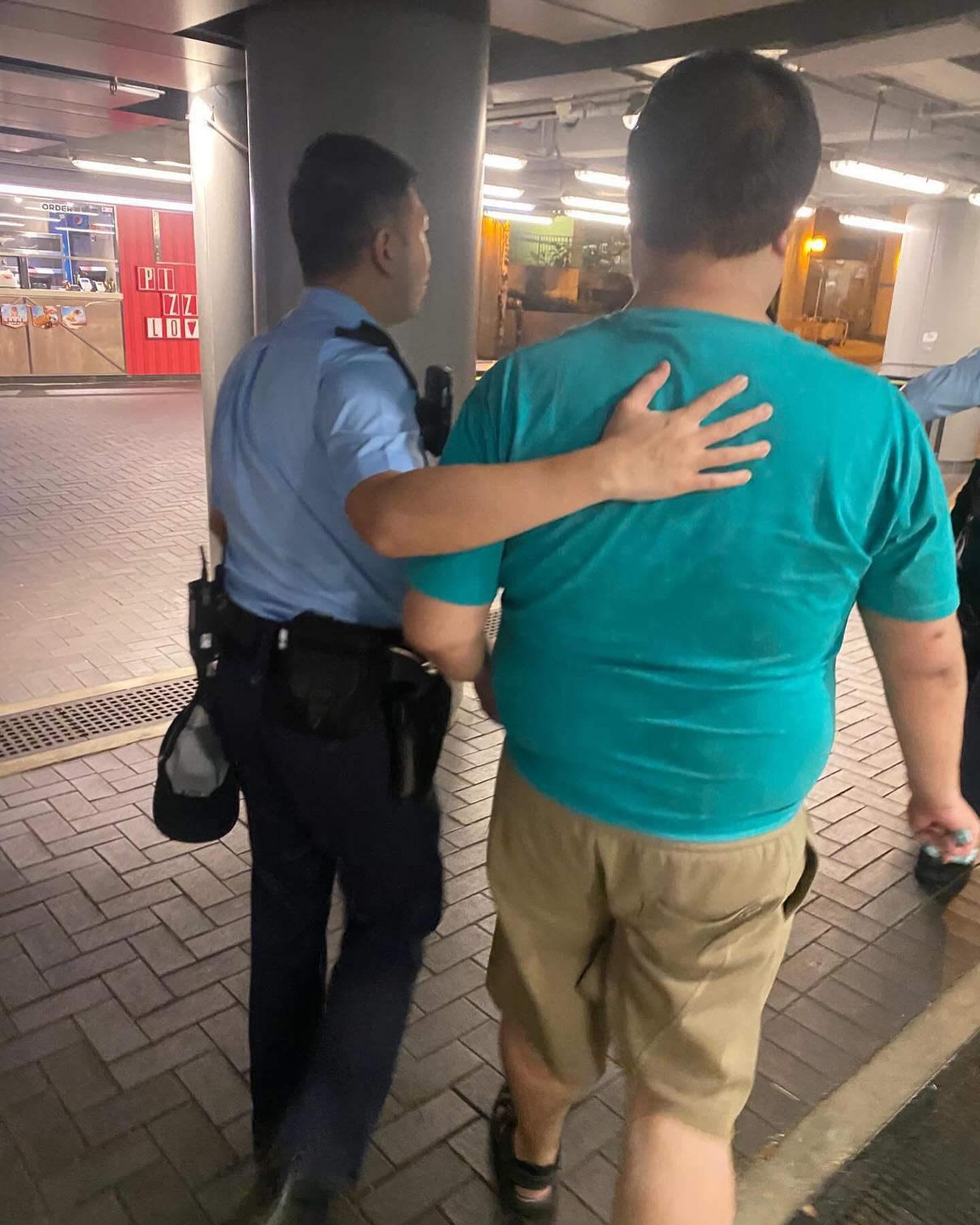 東區警區在社交平台分享兩宗事件,並稱前線人員專業表現,展示警隊保護市民承諾
