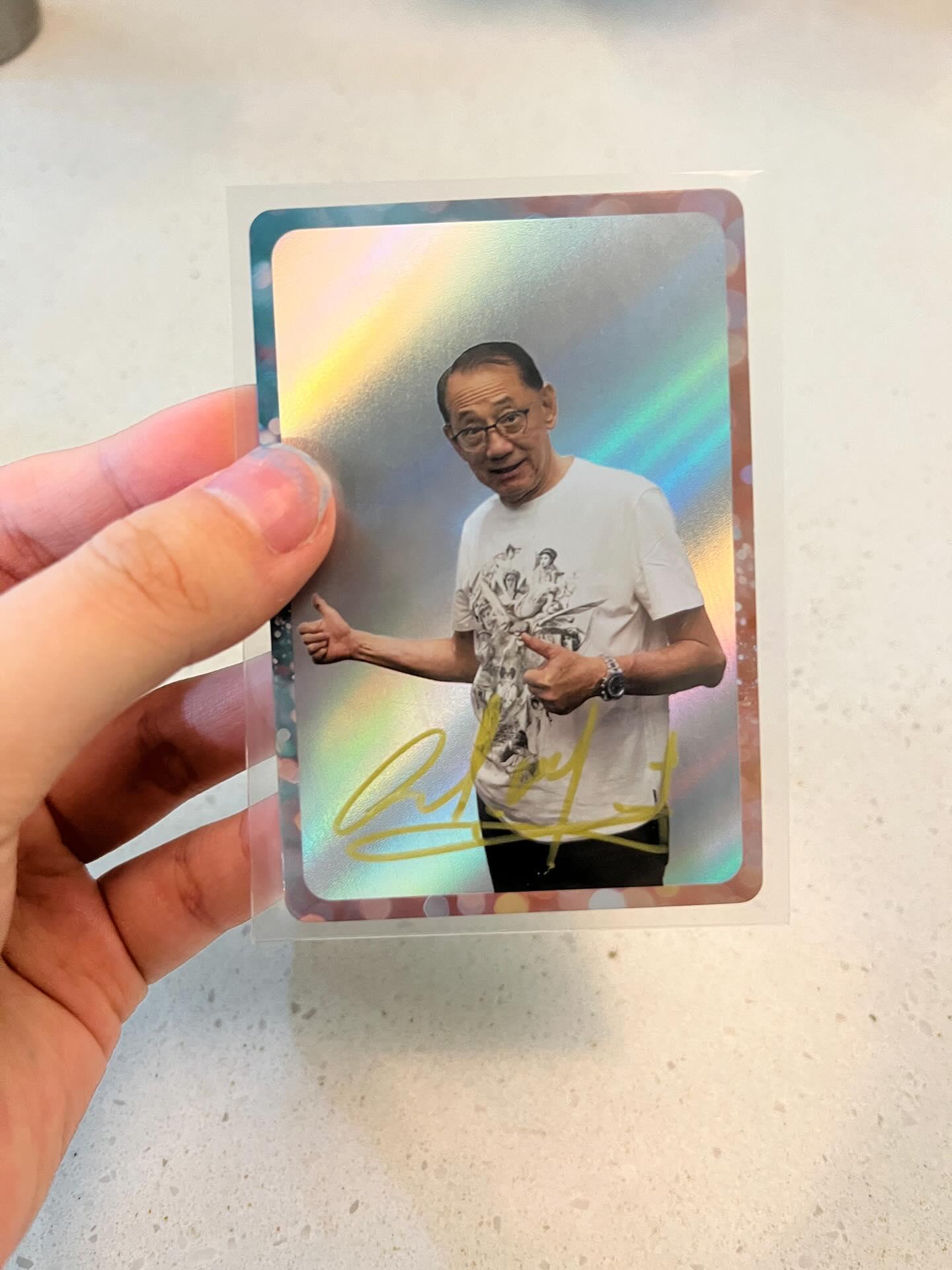 有網民成功獲得楊受成簽名。