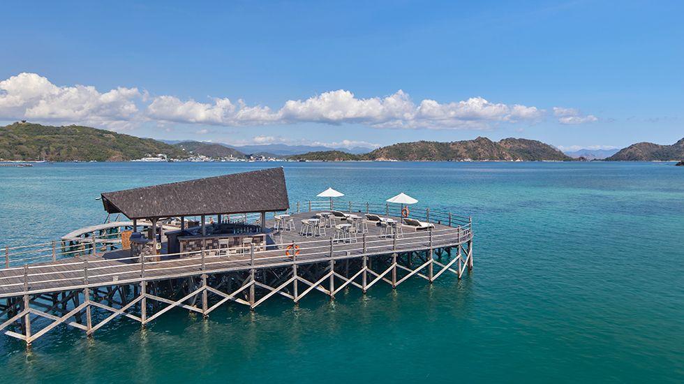 碼頭酒吧Naga Bar