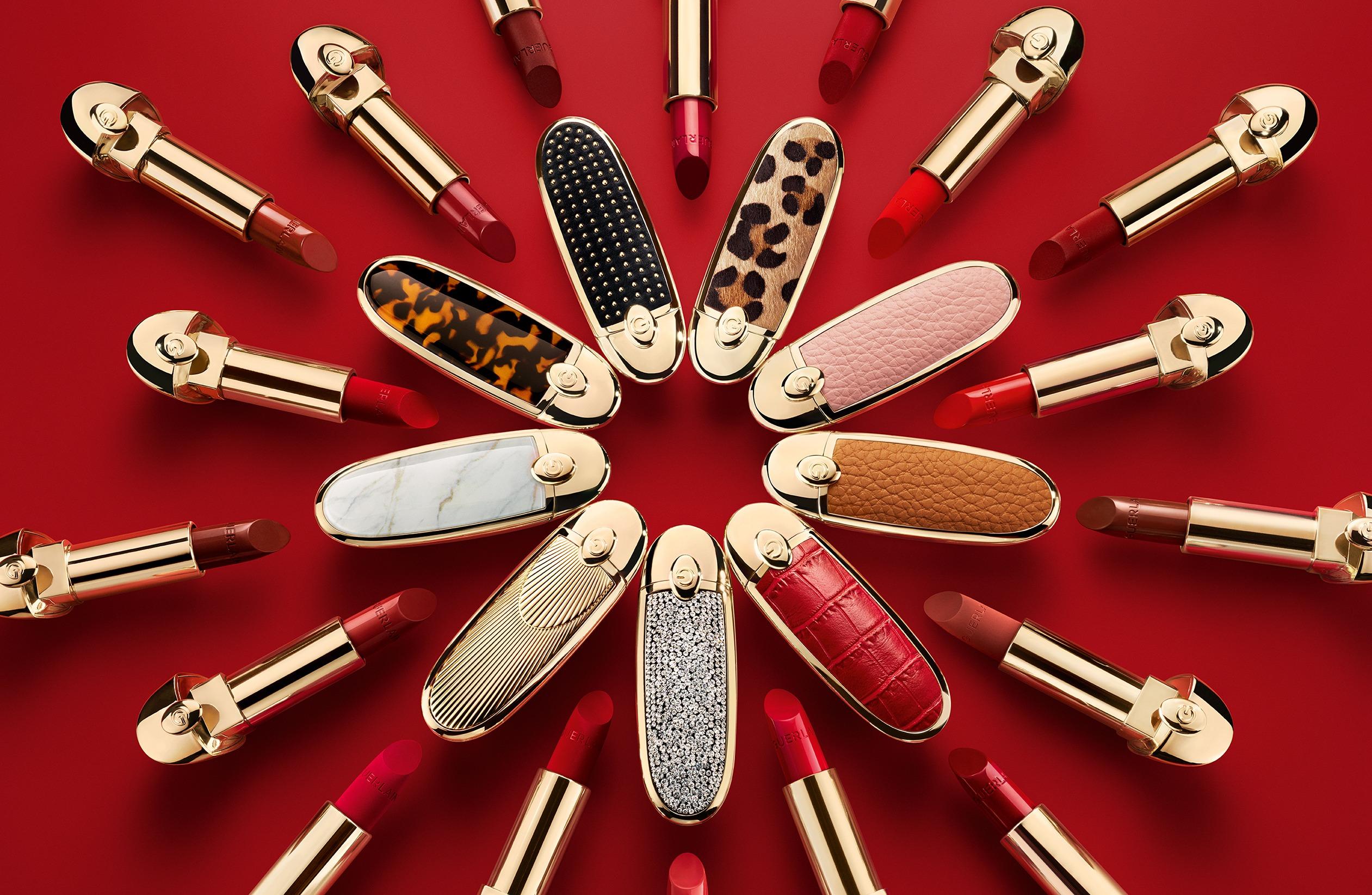 全新系列共有40款色調及9款唇膏盒供選擇。唇膏盒$300、唇膏$320