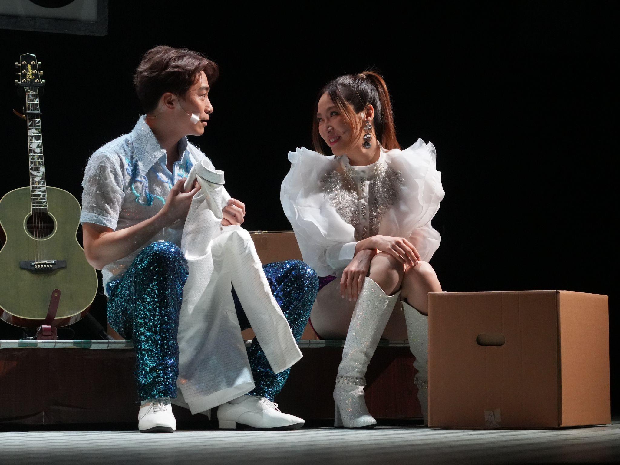 以張國榮為主題的音樂劇 《為你鍾情》於西九文化區戲曲中心大劇院正式公演。