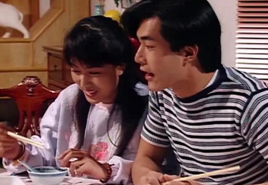 黃𨥈瑩入行後參演《餐餐有宋家》,跟古天樂一拍即合。