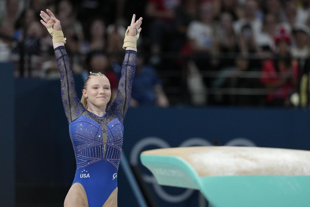 美國隊包辦女子跳馬金牌和銅牌。(美聯社)