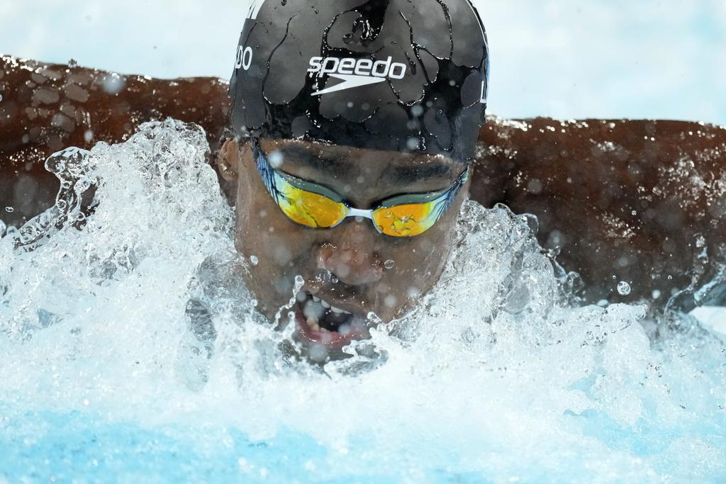 男子蝶式100米則由匈牙利泳手Matthew Milak奪冠。(美聯社)