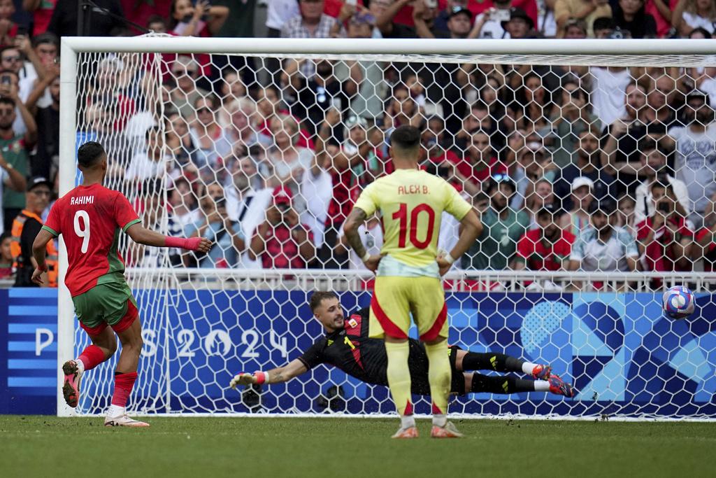 西班牙憑著效力巴塞隆拿的費明盧比斯一入球一助攻,反勝摩洛哥晉身決賽。(美聯社)