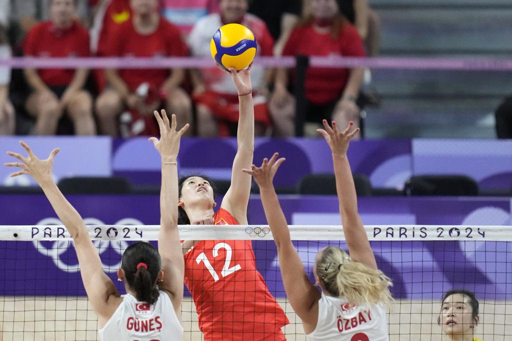 中國女排苦戰5局不敵土耳其,八強止步。(美聯社)