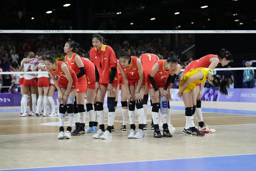 巴黎奧運|中國女排力戰5局負土耳其 8強止步。