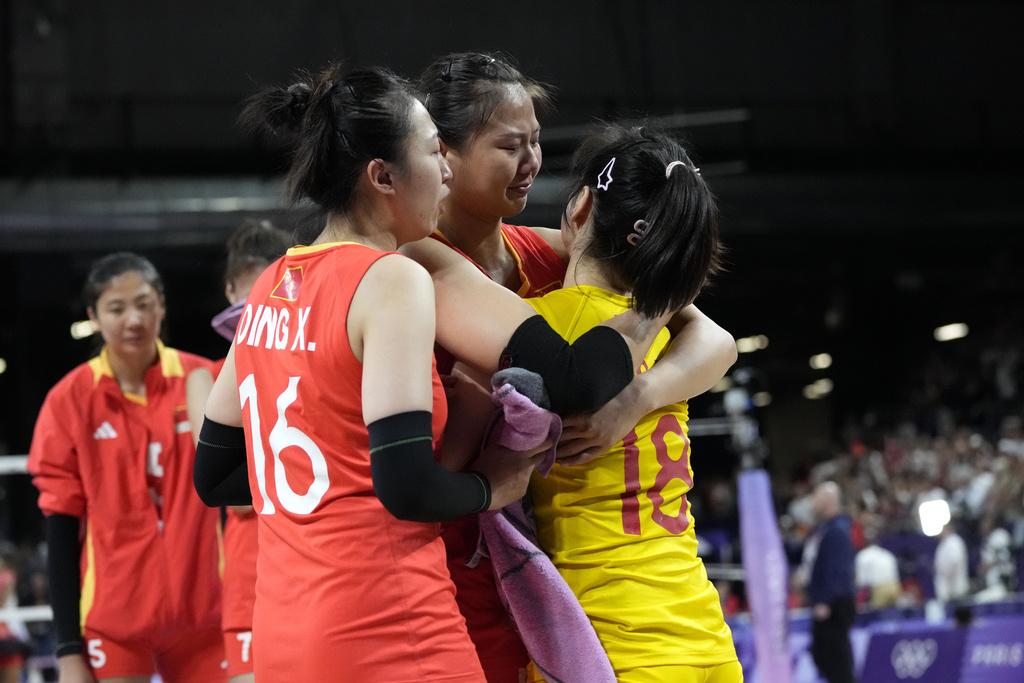 巴黎奧運|中國女排力戰5局負土耳其 8強止步。