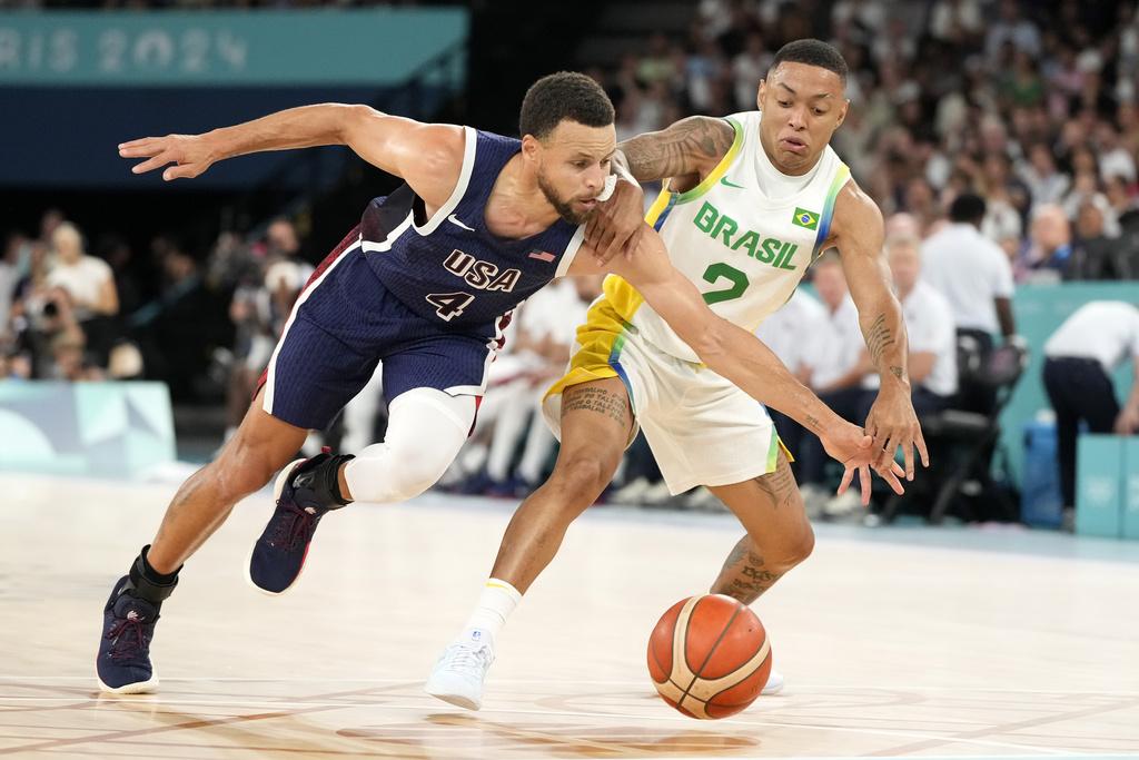 美國男籃大勝39分,陣中所有球員均有上陣得分。(美聯社)