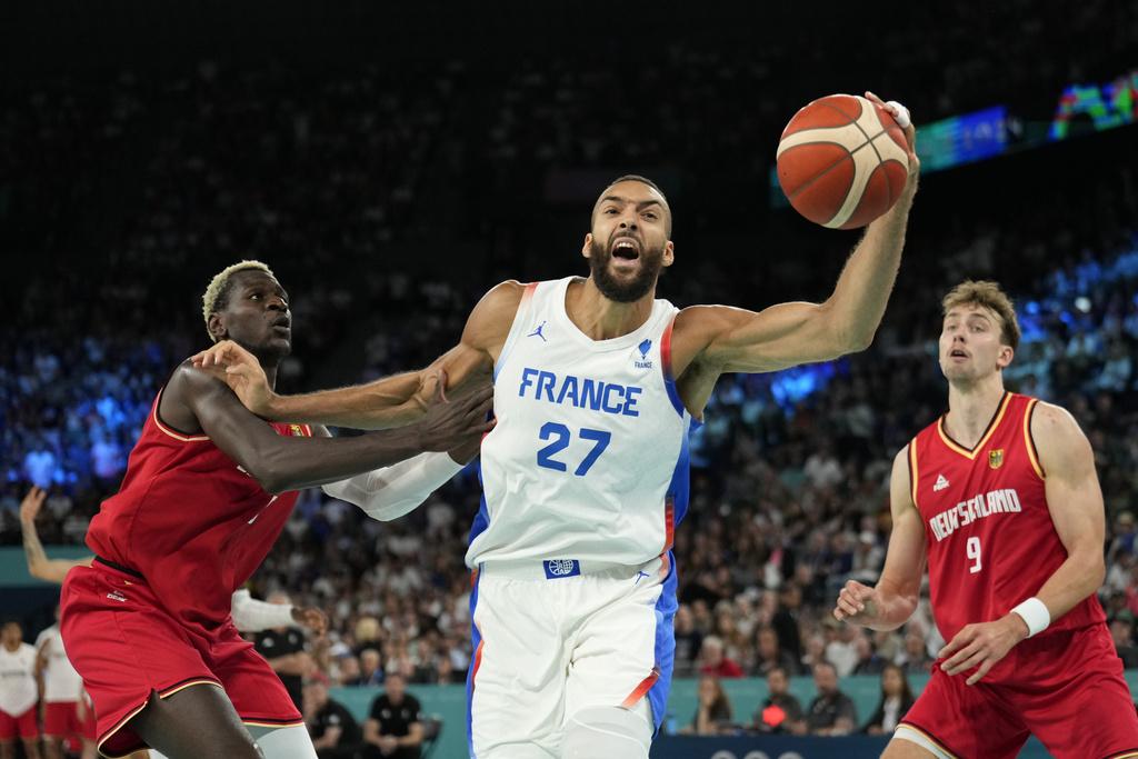 法國於四強險勝德國四分,晉身決賽。(美聯社)