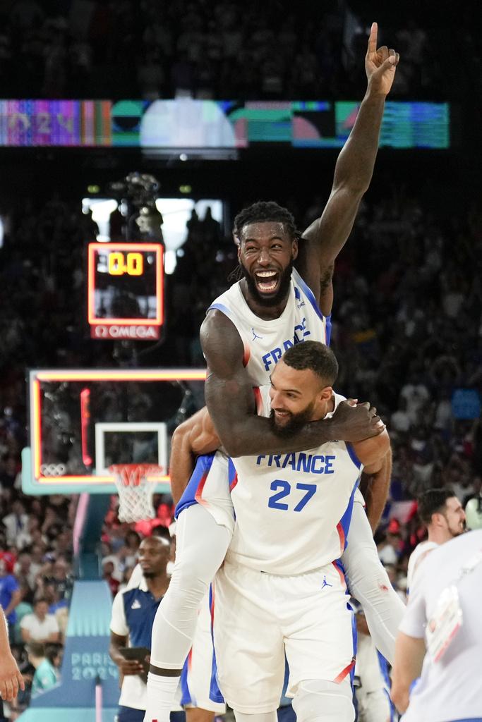 法國於四強險勝德國四分,晉身決賽。(美聯社)