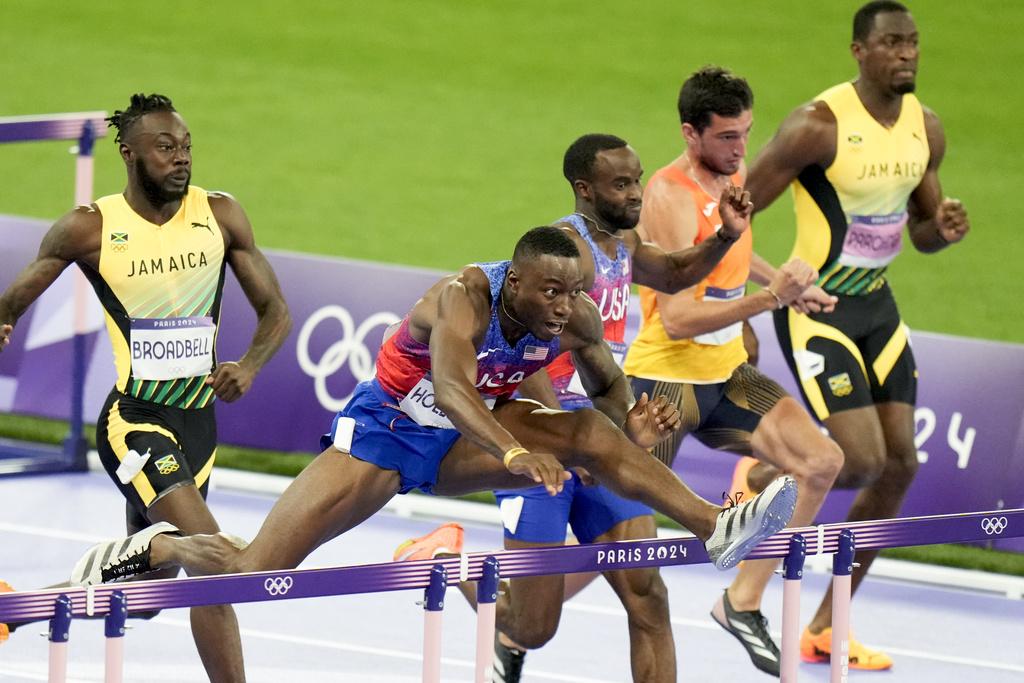 巴黎奧運田徑場上精彩不斷。(美聯社)