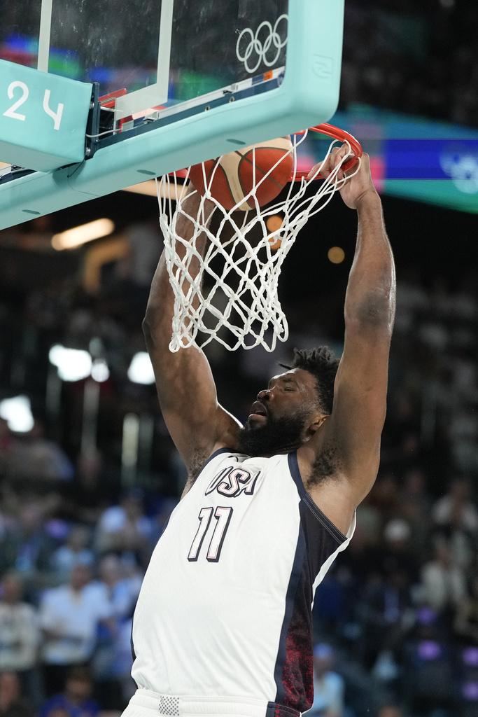 塞爾維亞頭三節可謂打出完美表現,可惜面對的是實力恐怖的美國男籃。(美聯社)