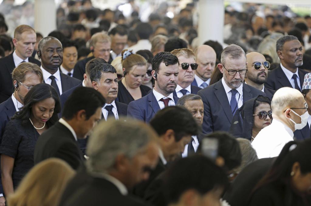 日本長崎市舉行原爆79周年紀念活動,首相岸田文雄及原爆倖存者出席儀式。(美聯社)