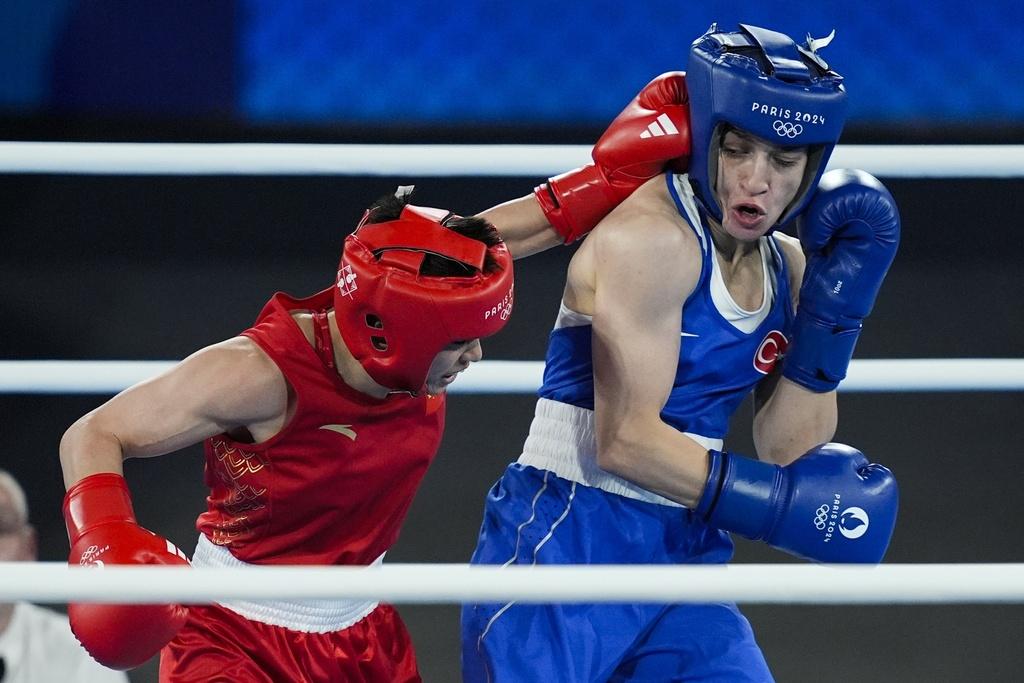 吳愉在女子50公斤級決賽中取得中國在本屆奧運女子拳擊第2面金牌。(美聯社)