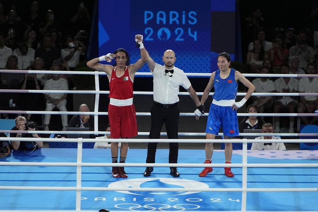 克莉芙在女子66公斤級決賽中,以壓倒性的5:0擊敗中國選手楊柳。(美聯社)