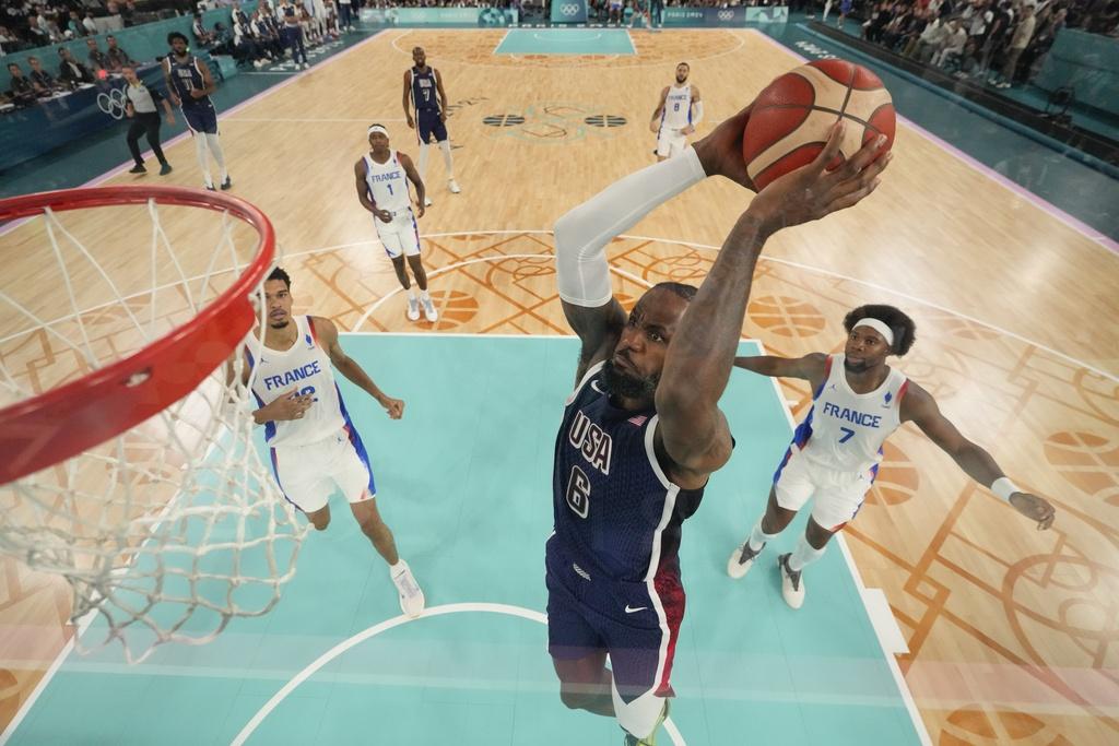 美國今場沒有出閘脫腳,半場順利領先。(美聯社)