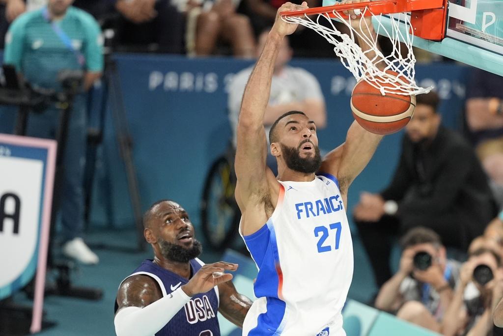 美國今場沒有出閘脫腳,半場順利領先。(美聯社)