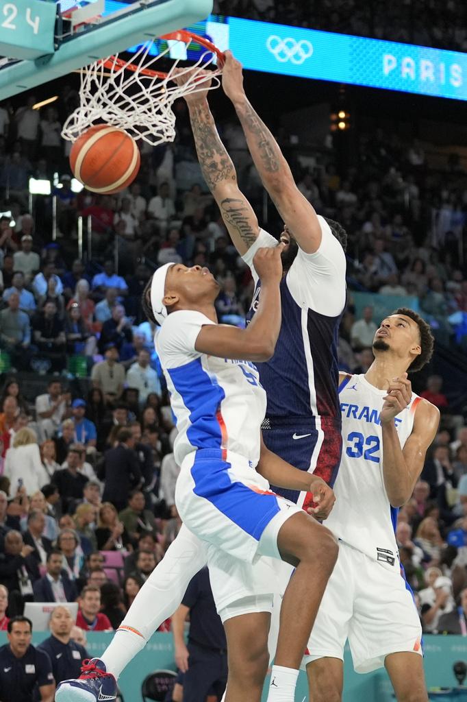 美國今場沒有出閘脫腳,半場順利領先。(美聯社)