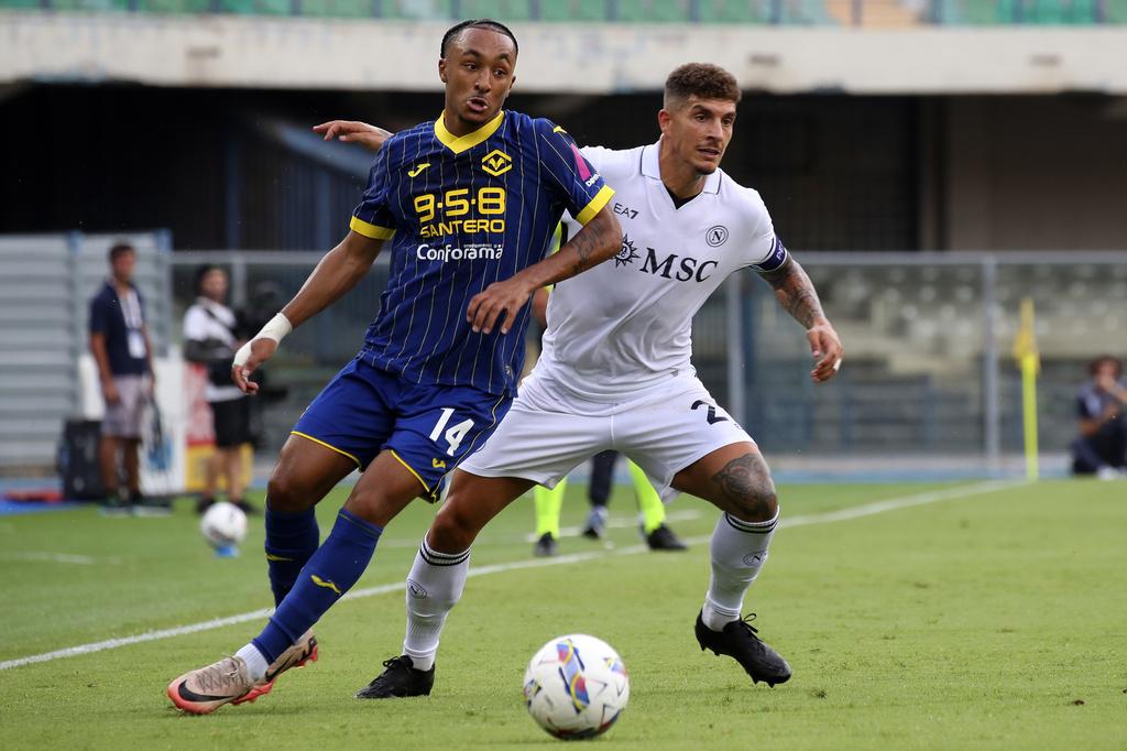 維羅納聯賽揭幕戰3:0大勝拿玻里。(美聯社)