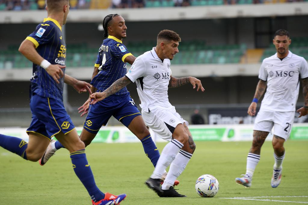 維羅納聯賽揭幕戰3:0大勝拿玻里。(美聯社)