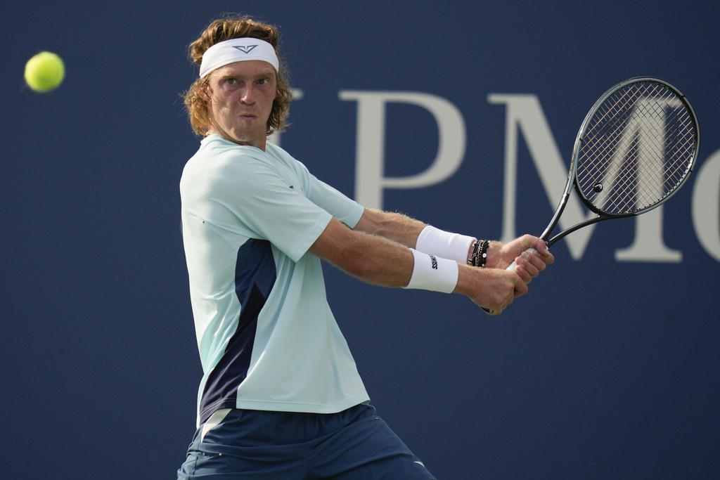 魯布列夫在美網次圈苦戰5盤反勝。(美聯社)