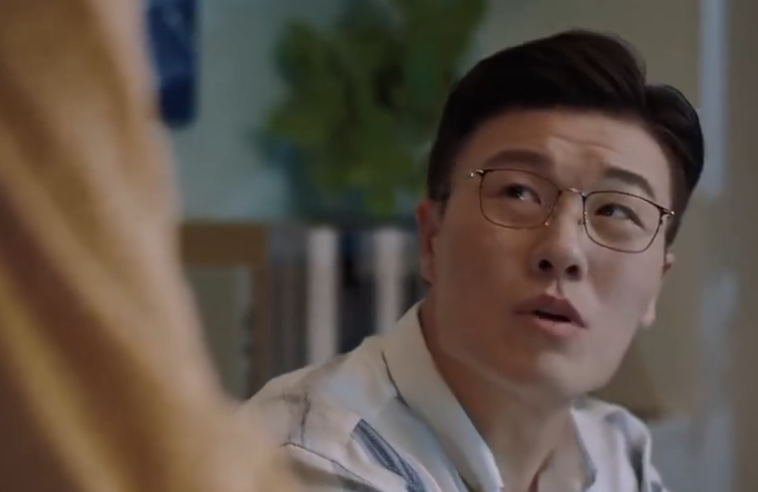 內地國家安全部推出微電影《步步驚芯》,內容以真實事件改編,講述「M國」間諜情報機關覬覦中國晶片研發成果,拉攏策反科技公司核心崗位人員,妄圖竊取關鍵資料,最終被國家安全機關依法處置的故事。