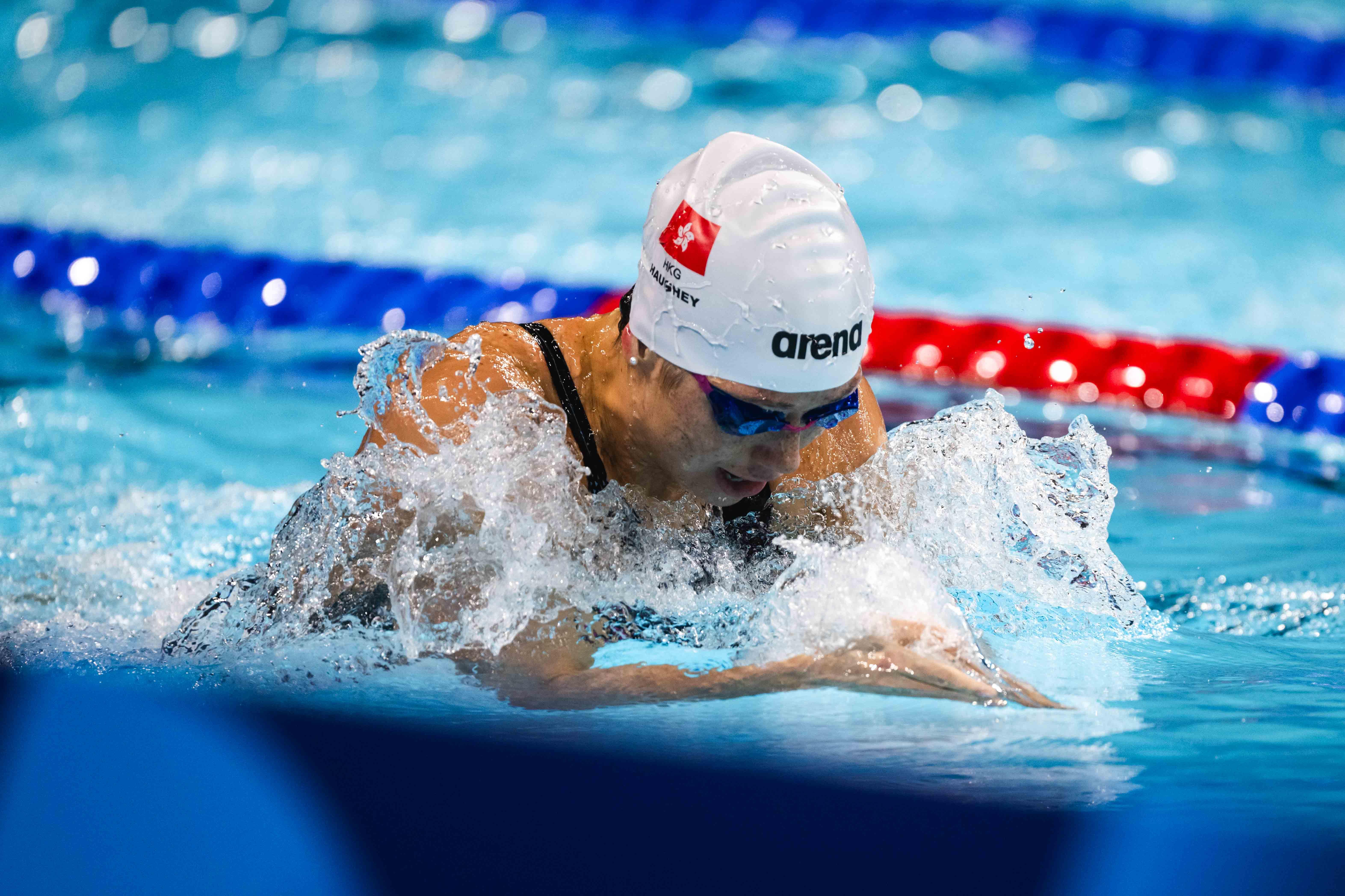 何詩蓓代表香港隊出戰女子4x100米混合泳接力。(相片由港協暨奧委會提供)