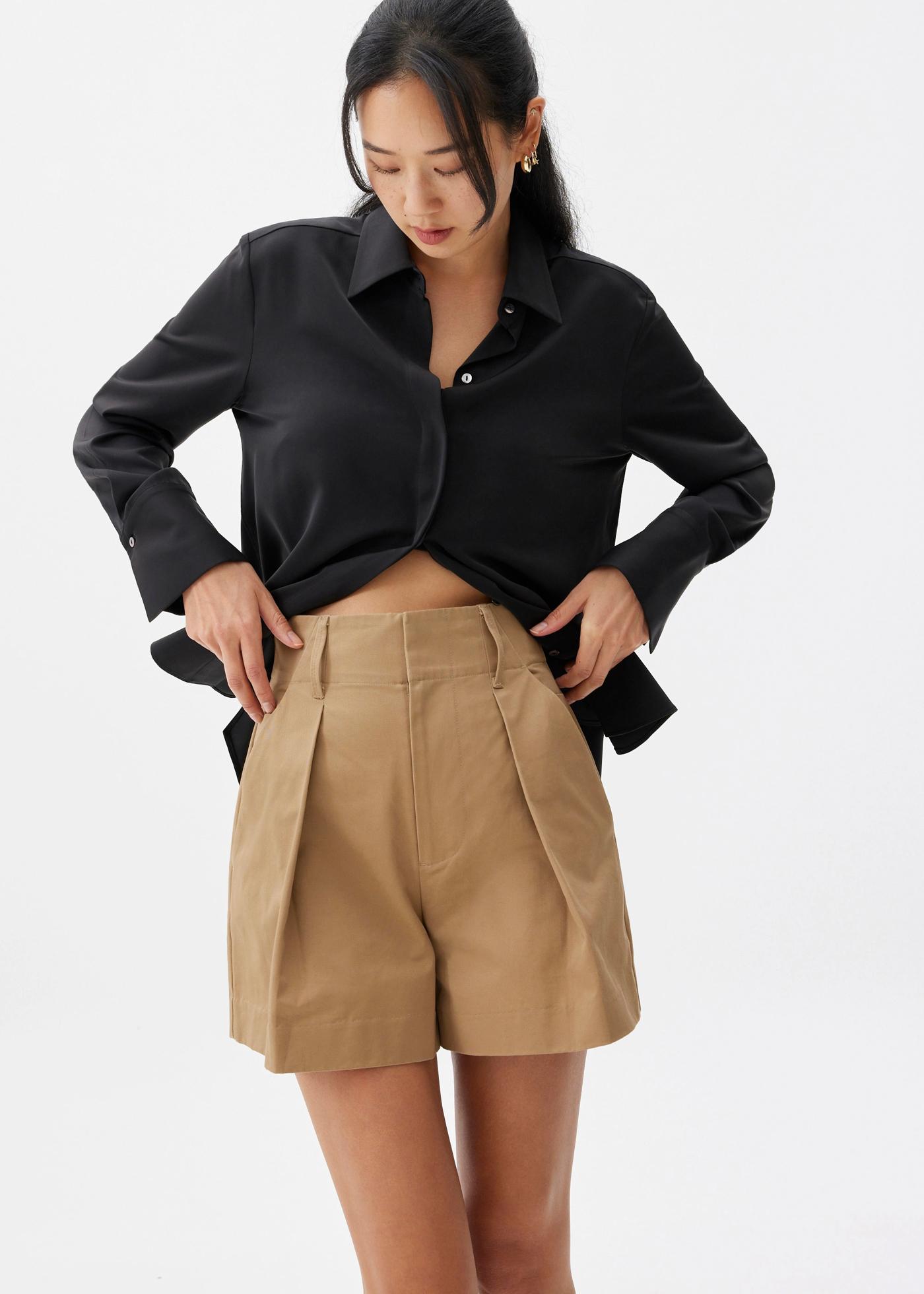 Cotton A-line Shorts 原價:$359 折扣:75折