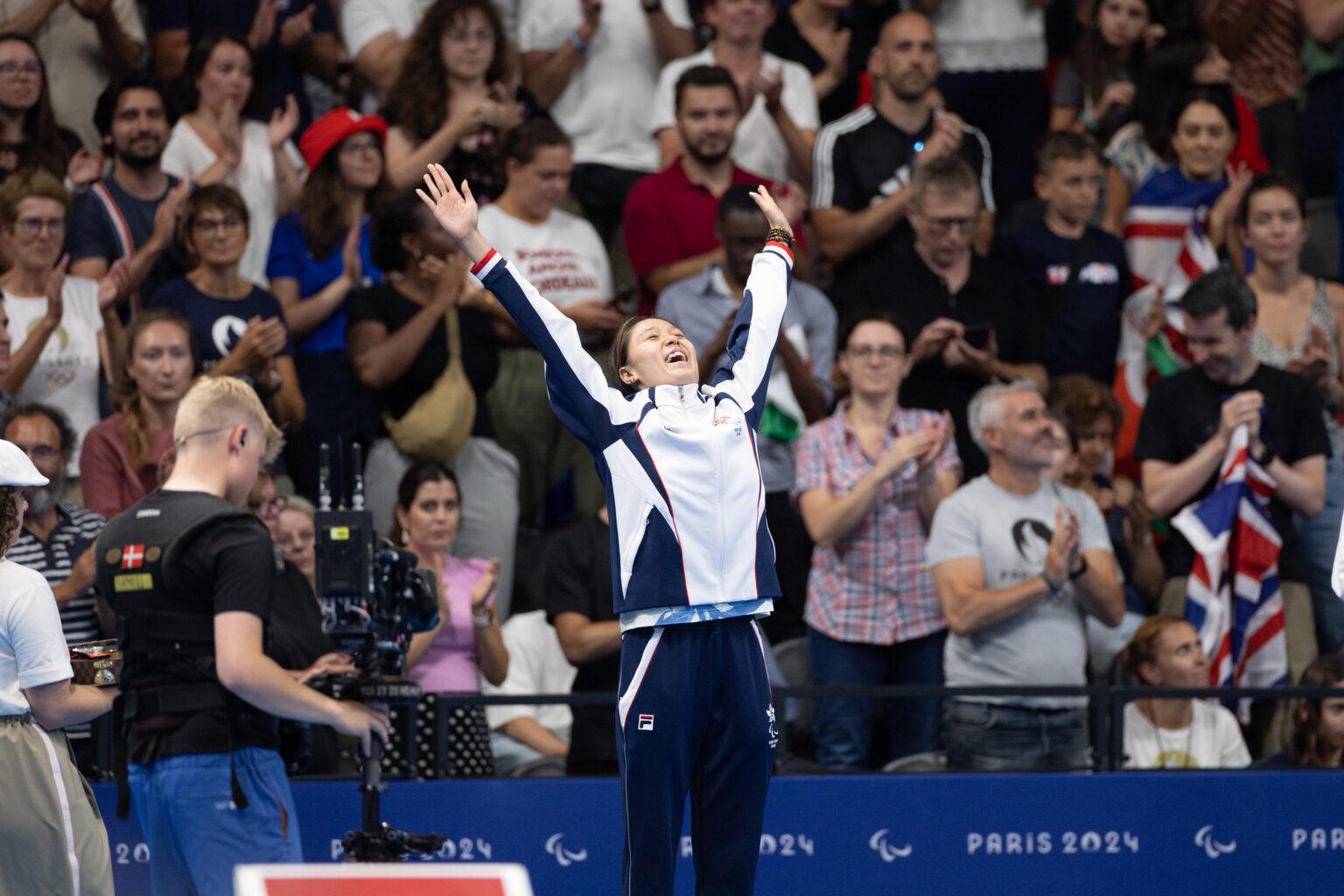 巴黎殘奧|陳睿琳游出1分03秒70,打破亞洲紀錄奪得銀牌。(中國香港殘疾人奧委會提供)