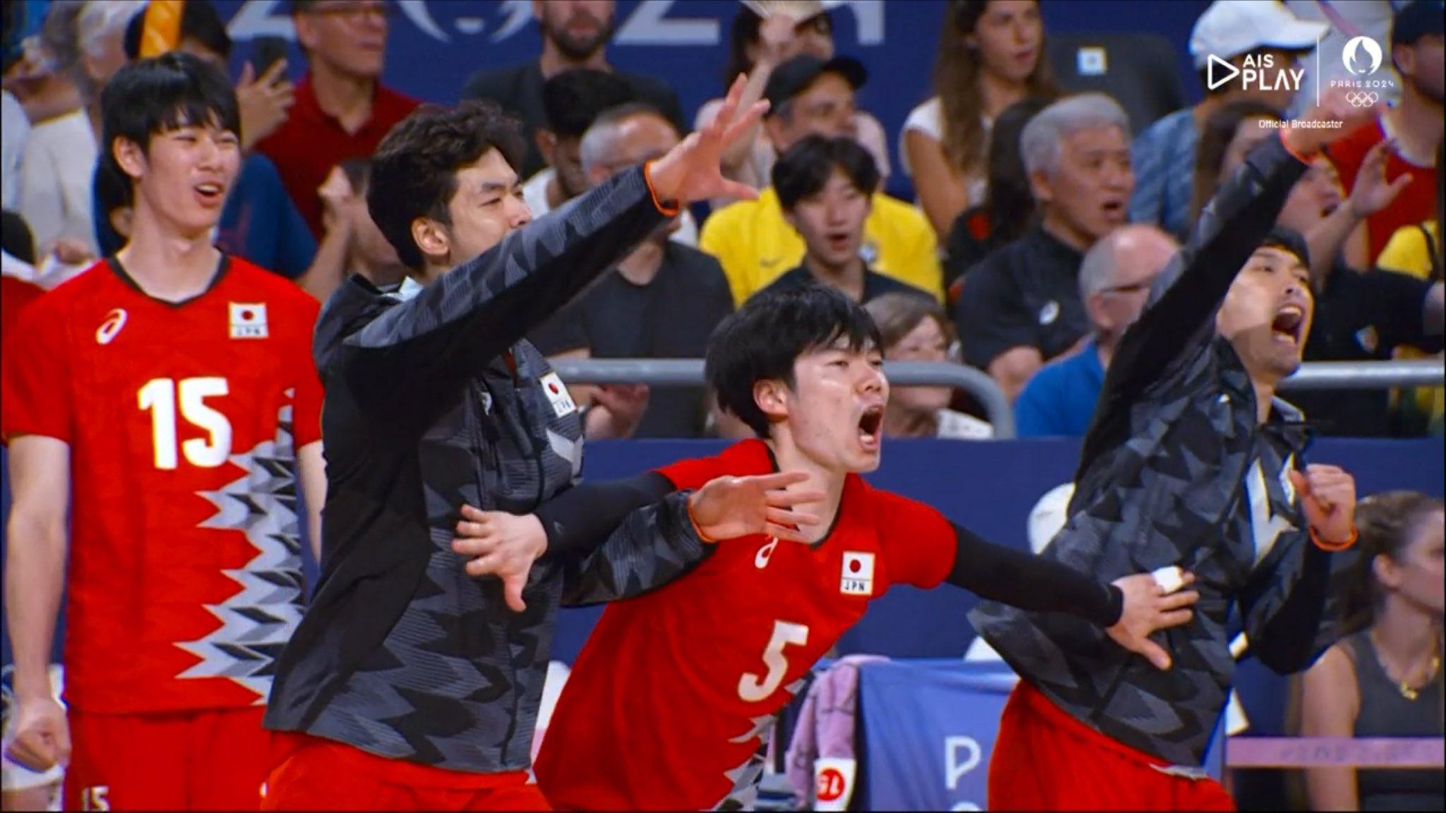 後備席興𡚒衝入場遭攔神還原動畫可愛一幕