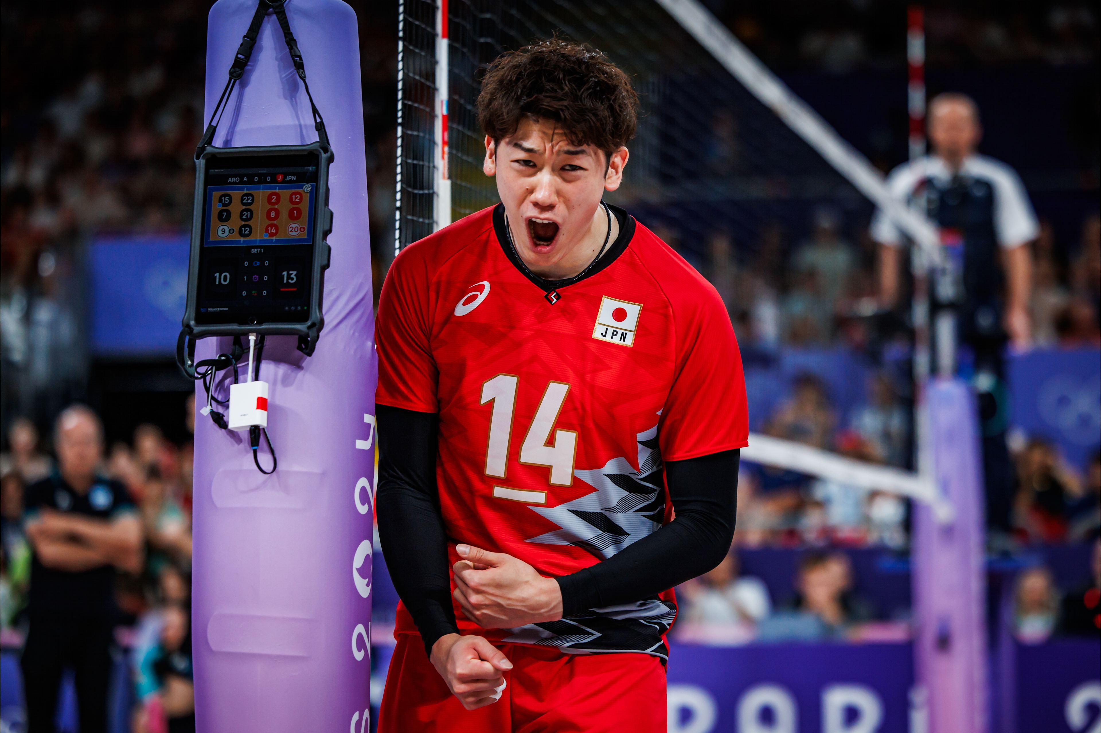 日本男排擊敗阿根廷播《排球少年》主題曲 SPYAIR開腔感謝 後備席神還原動畫可愛一幕