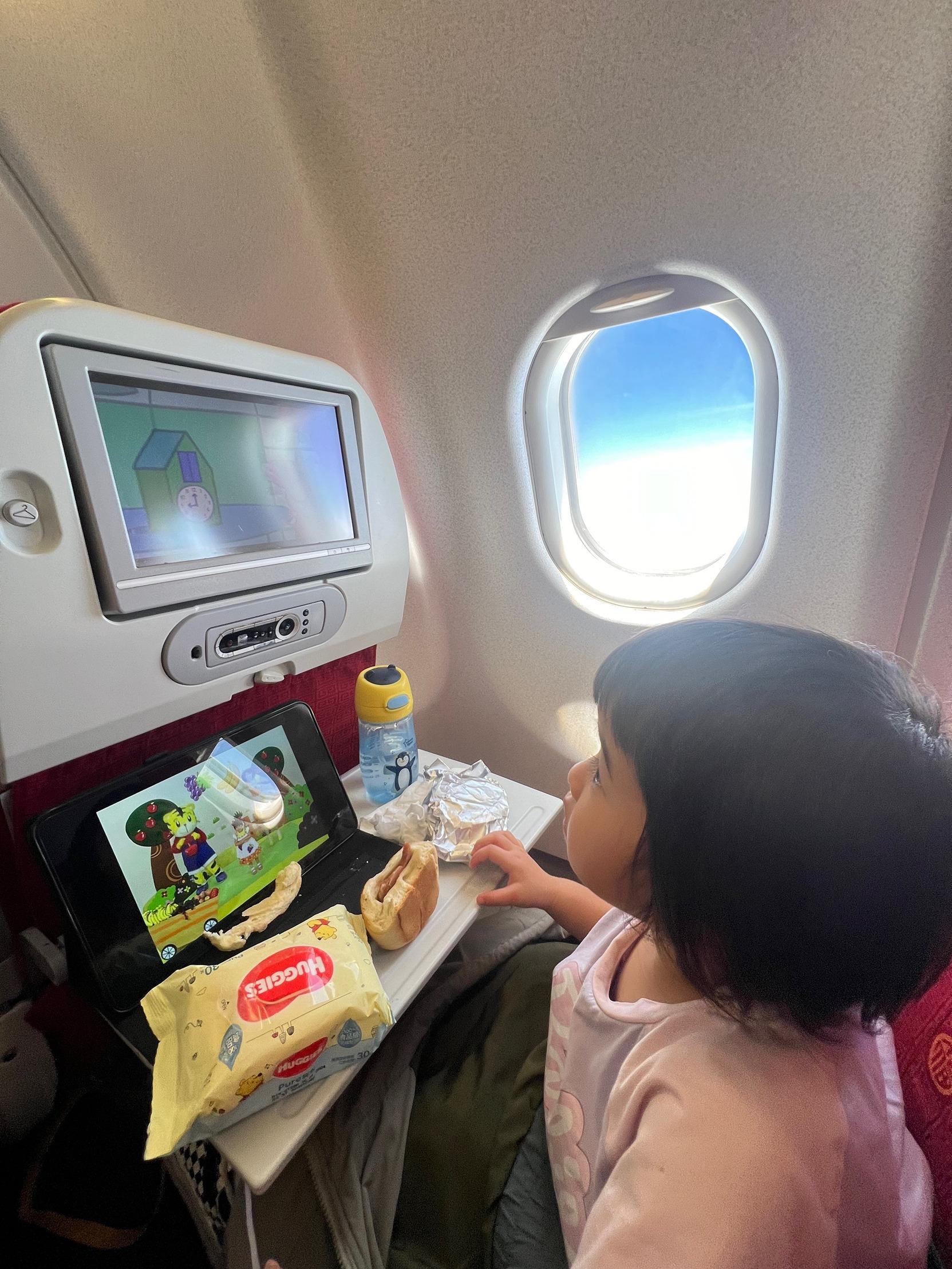 親子出遊貼士|2. 預先下載卡通片