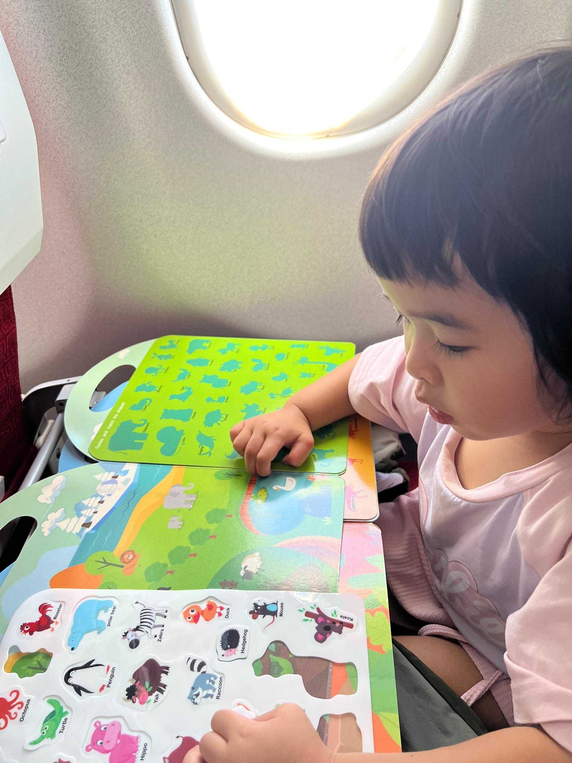 親子出遊貼士|4. 準備新玩具