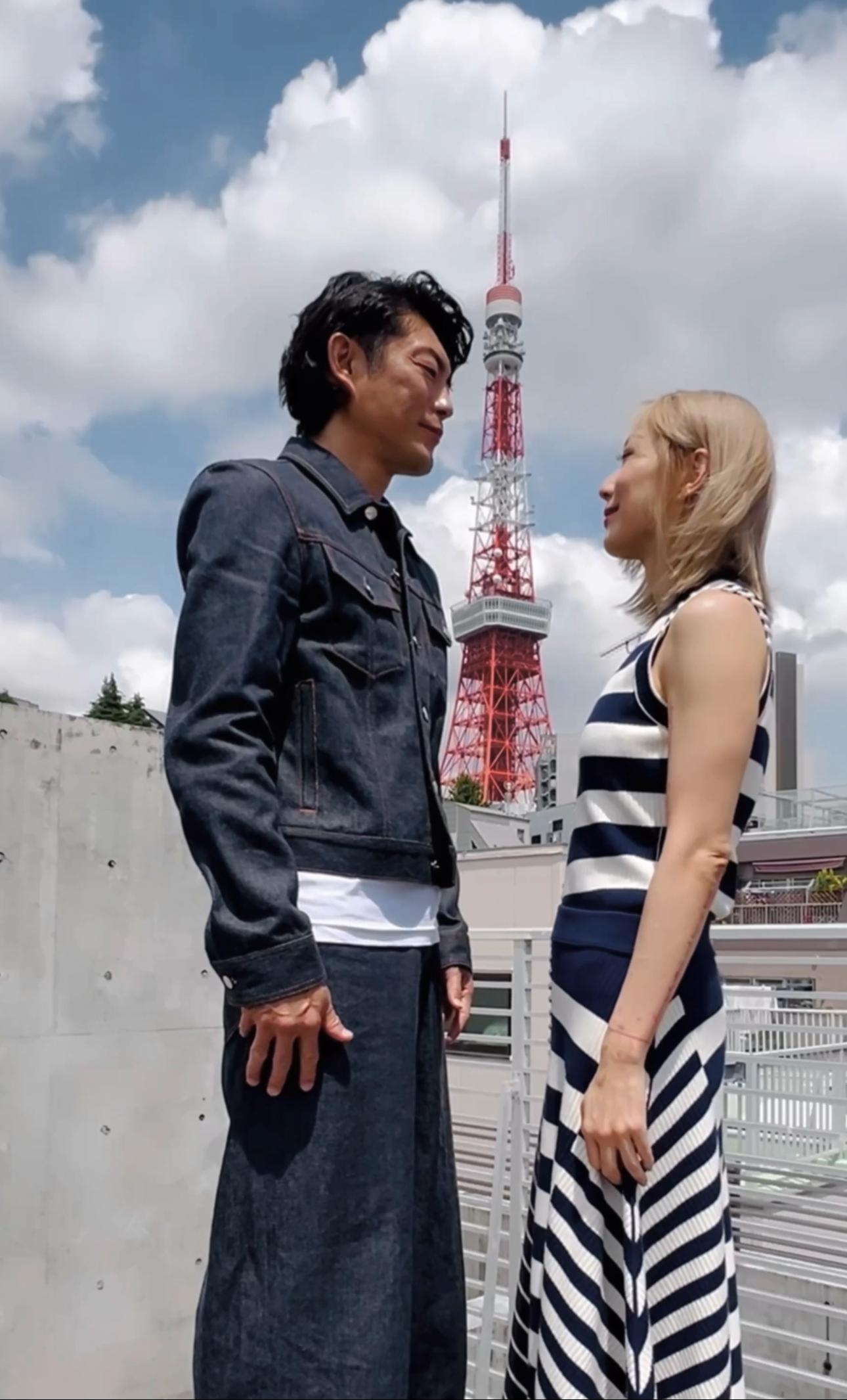 鄭秀文新歌《從前的我們》的MV掀集體回憶。