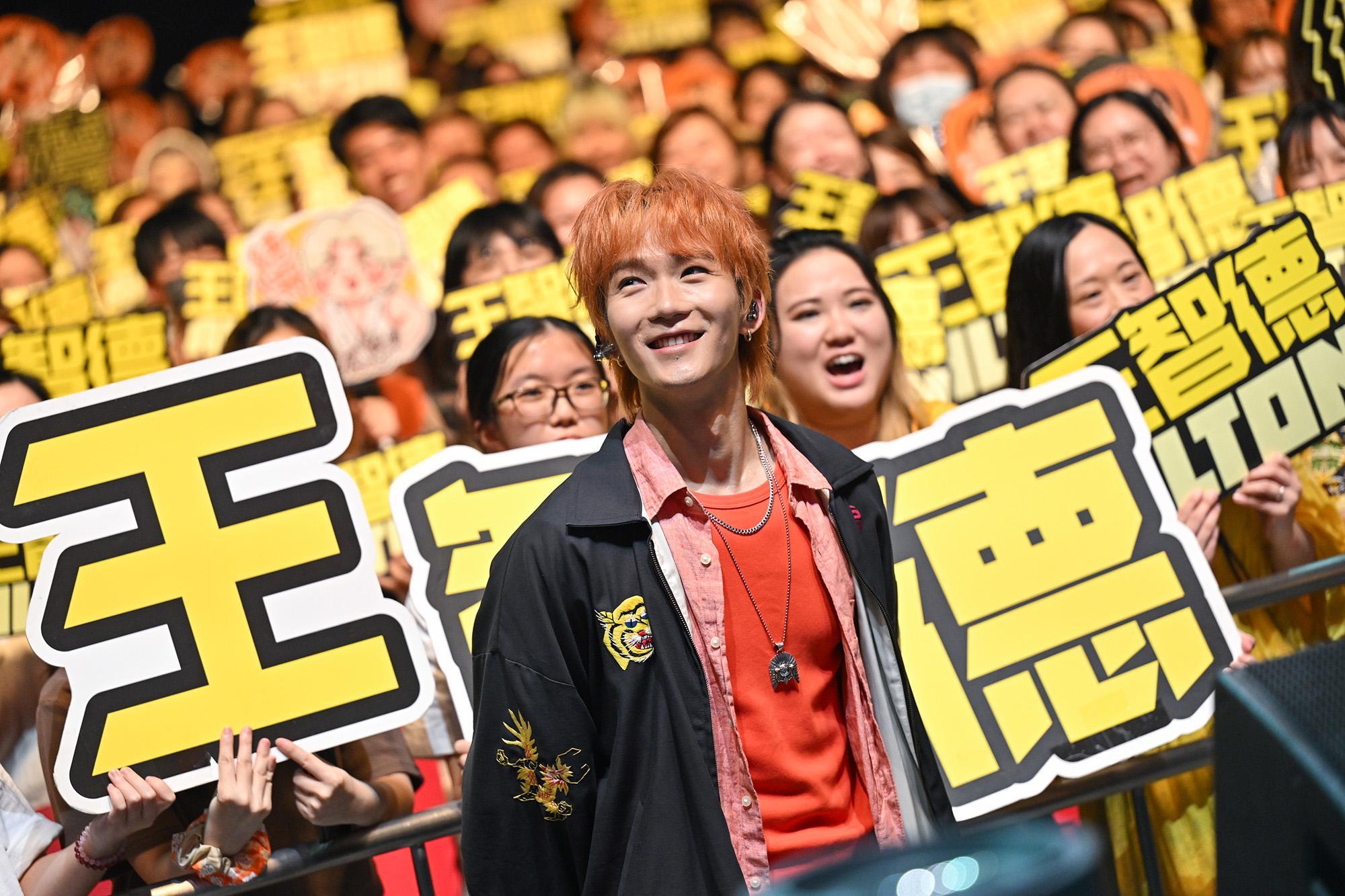Alton日前發文疑鬧私追fans的行為。