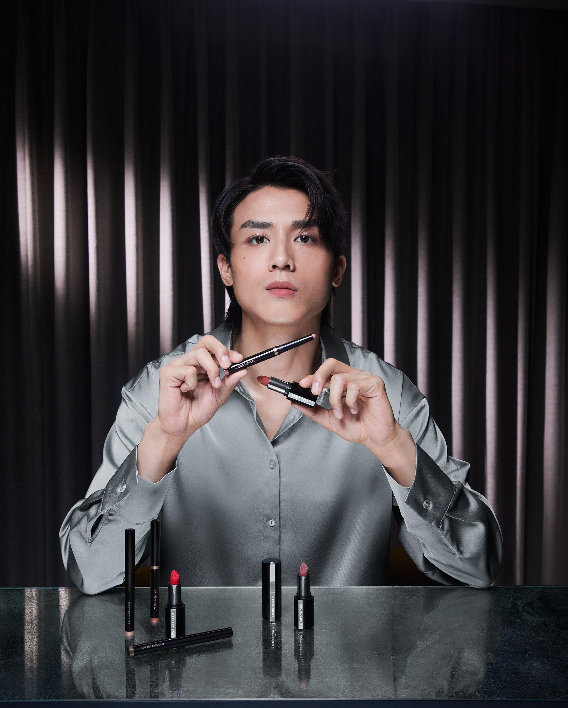 AK早前為Laura Mercier全新幻魅彩妝系列拍廣告。